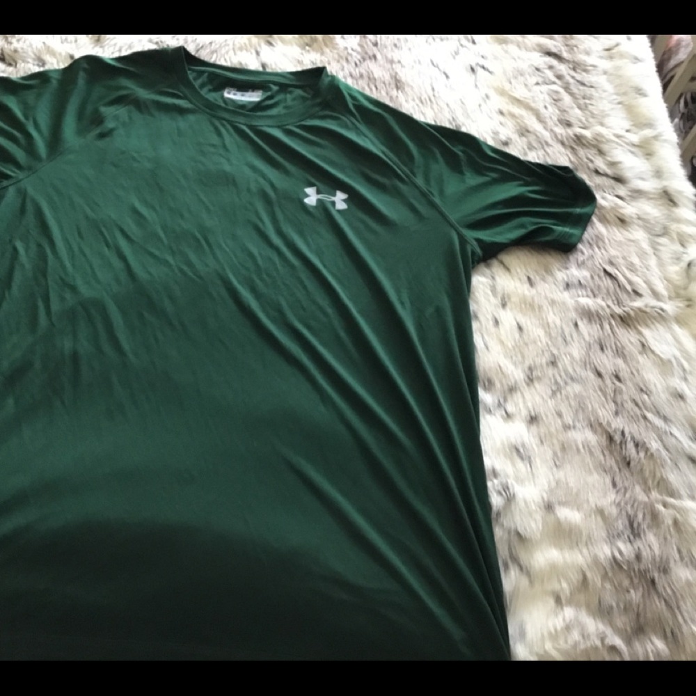 NWT Under Amour men’s active shirt